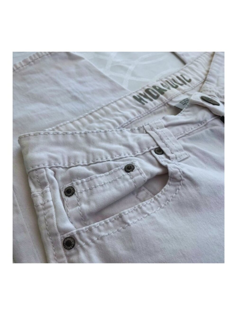 HYDRAULIC White Capri Jeans Womens Size 8 Mid Rise Stretch Denim Cropped Pants